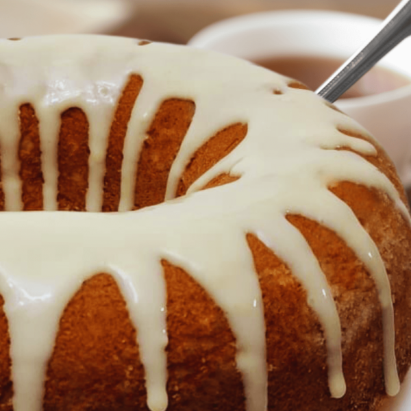 Vanilla Bundt Cake - Image 2